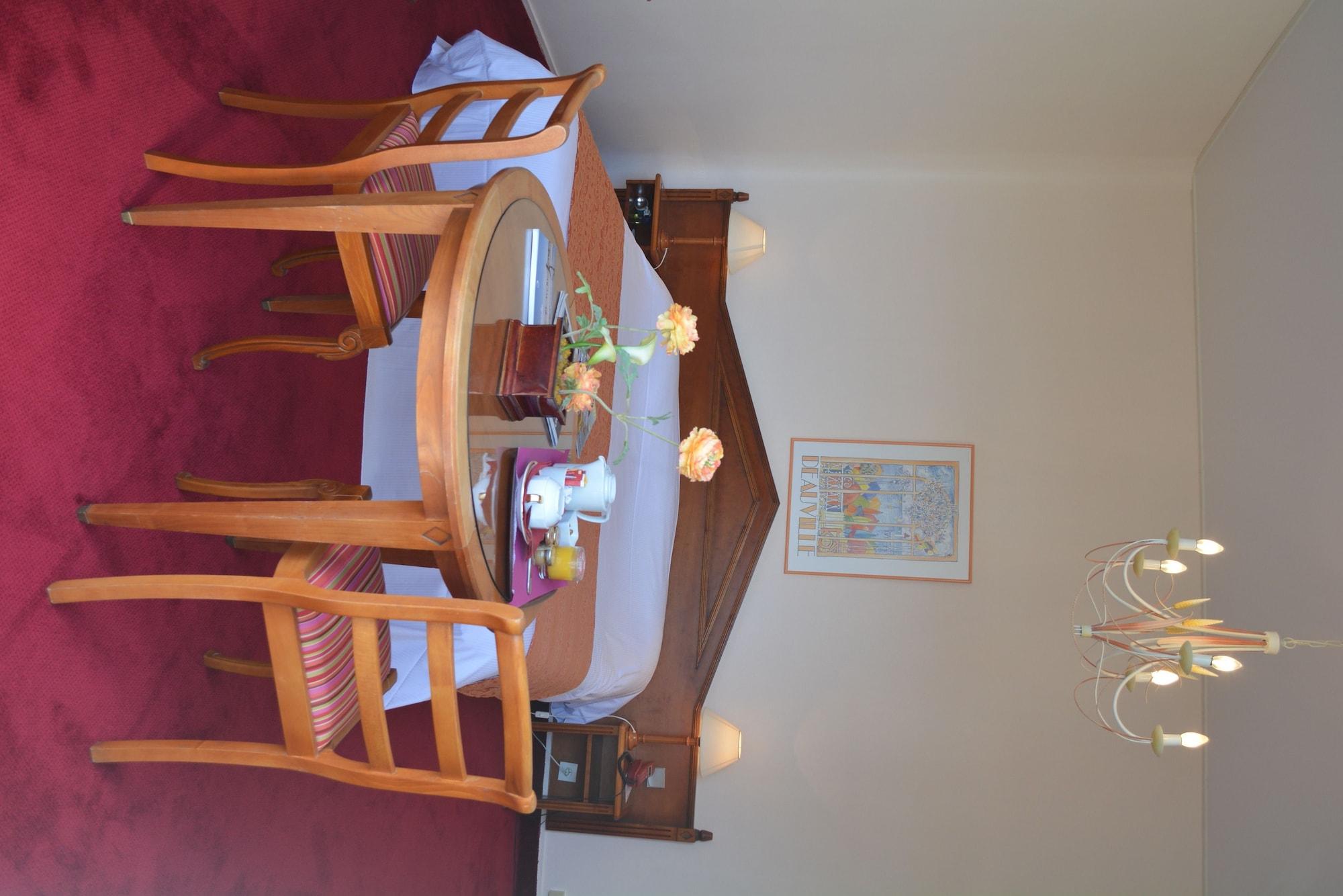 Marie Anne Hotel Deauville Ngoại thất bức ảnh