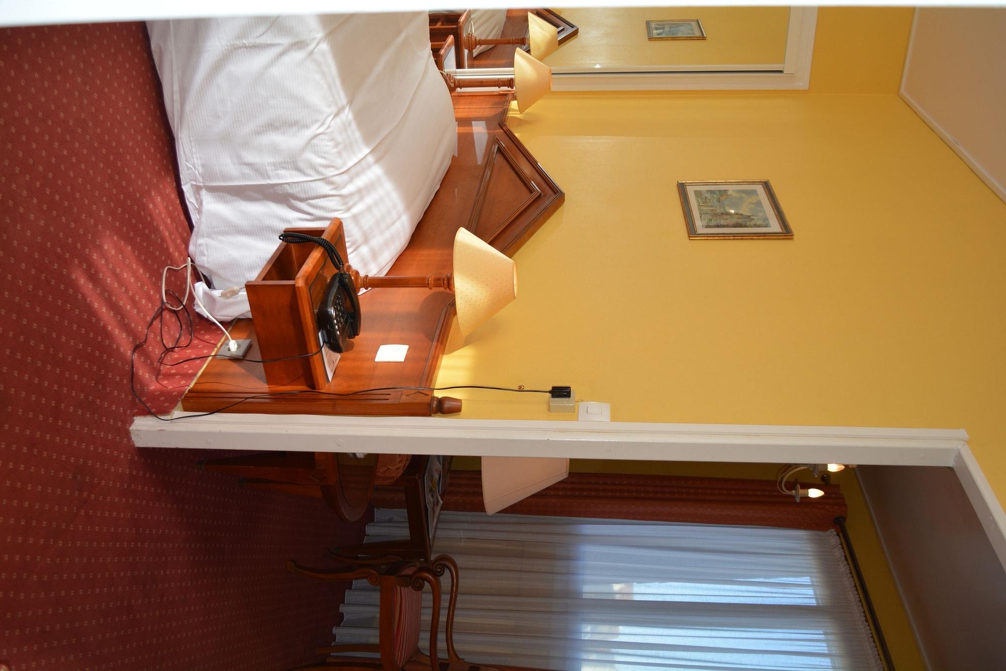 Marie Anne Hotel Deauville Ngoại thất bức ảnh