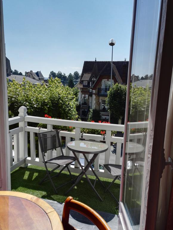 Marie Anne Hotel Deauville Ngoại thất bức ảnh